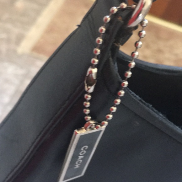 Authentic Coach Mini bag with strap. - Picture 7 of 8